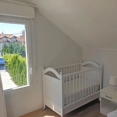 Villa Kuca Ema Belgrad Exterior foto