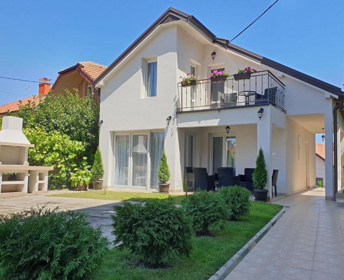 Kuca Ema Villa Belgrad